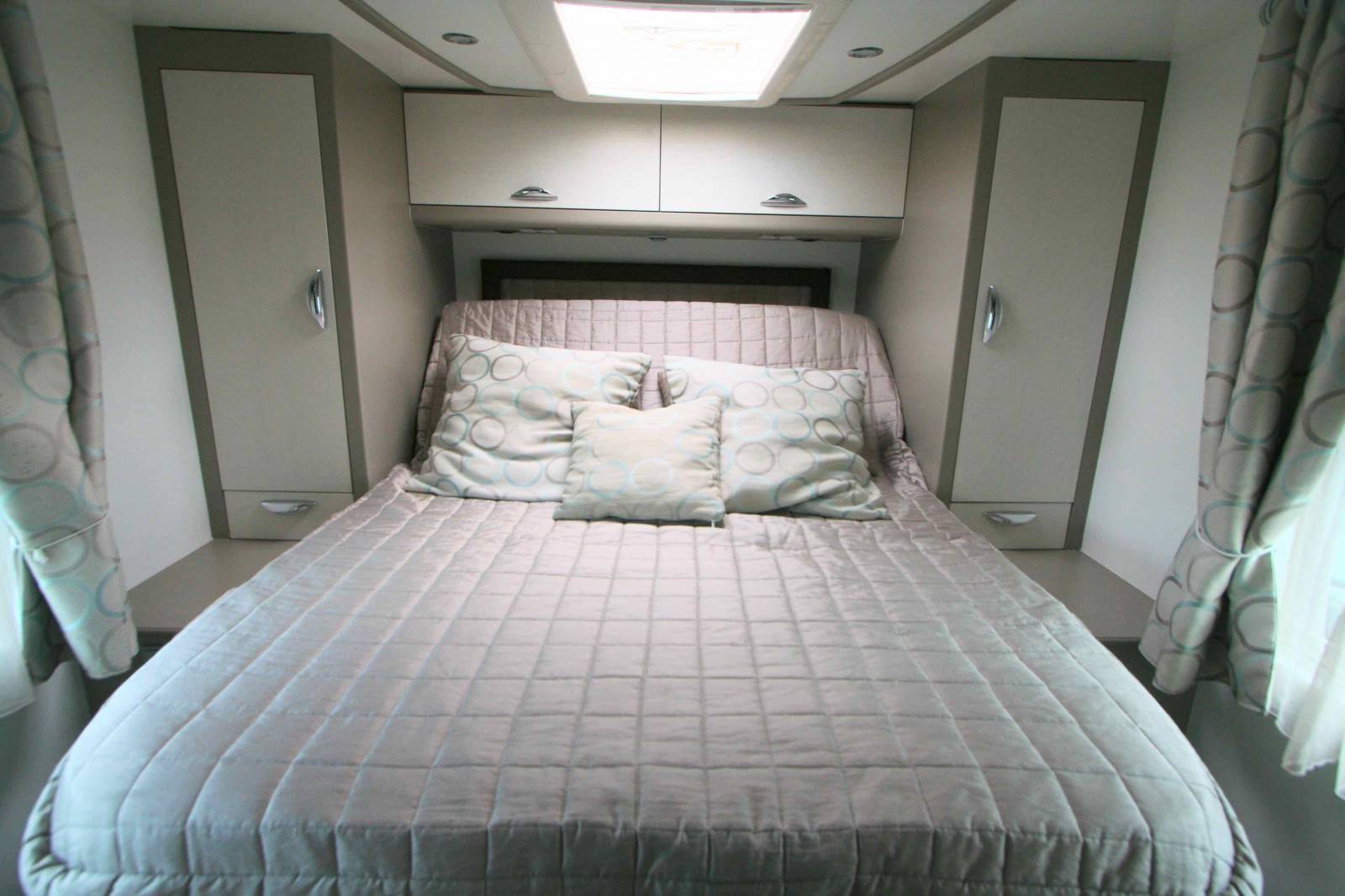 Vend Camping-car Intégral occasion, lit central, lit de pavillon, poids lourd, 3,0L, 170 cv, Notin Volga 2, à Roques proche de Toulouse (31)