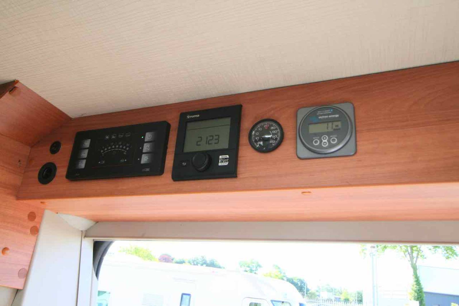 Vend Fourgon aménagé d'occasion moins de 6 m, parfaitement équipé, Possl Summit 600 plus, à Roques près Toulouse (31)