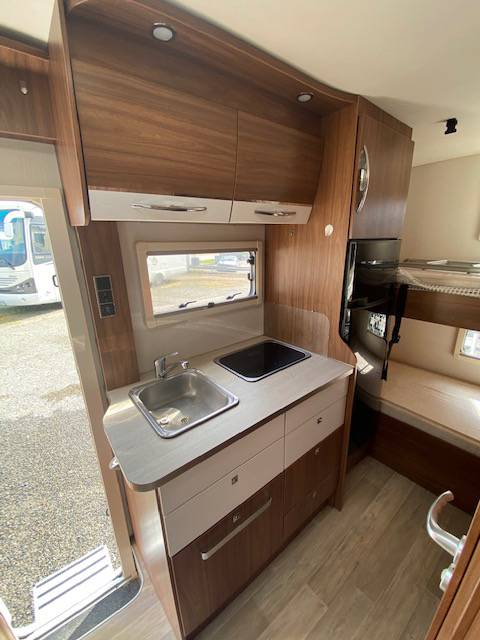 Camping-car capucine occasion 6 places, presque neuf, double dînette, Pilote C 700 essentiel, à Roques proche de Toulouse (31)
