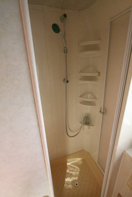 Achat Camping-car capucine occasion, 4 places, lits superposés, 7 couchages, double dînette, Mercedes, Rimor Superbrig 749, à Roques proche de Toulouse (31)