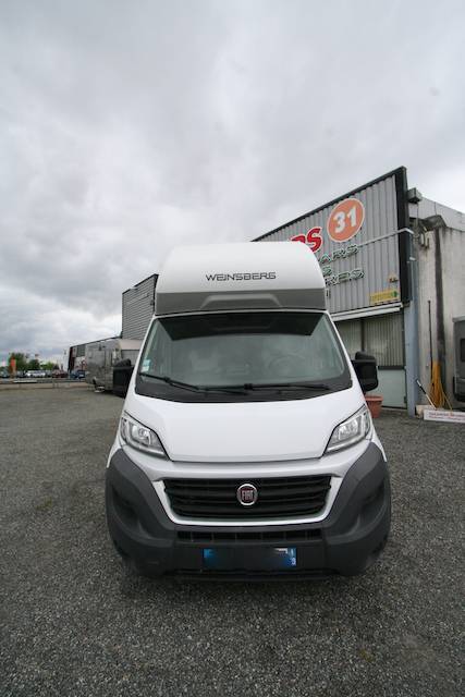 Fourgon aménagé 5 places carte grise sales