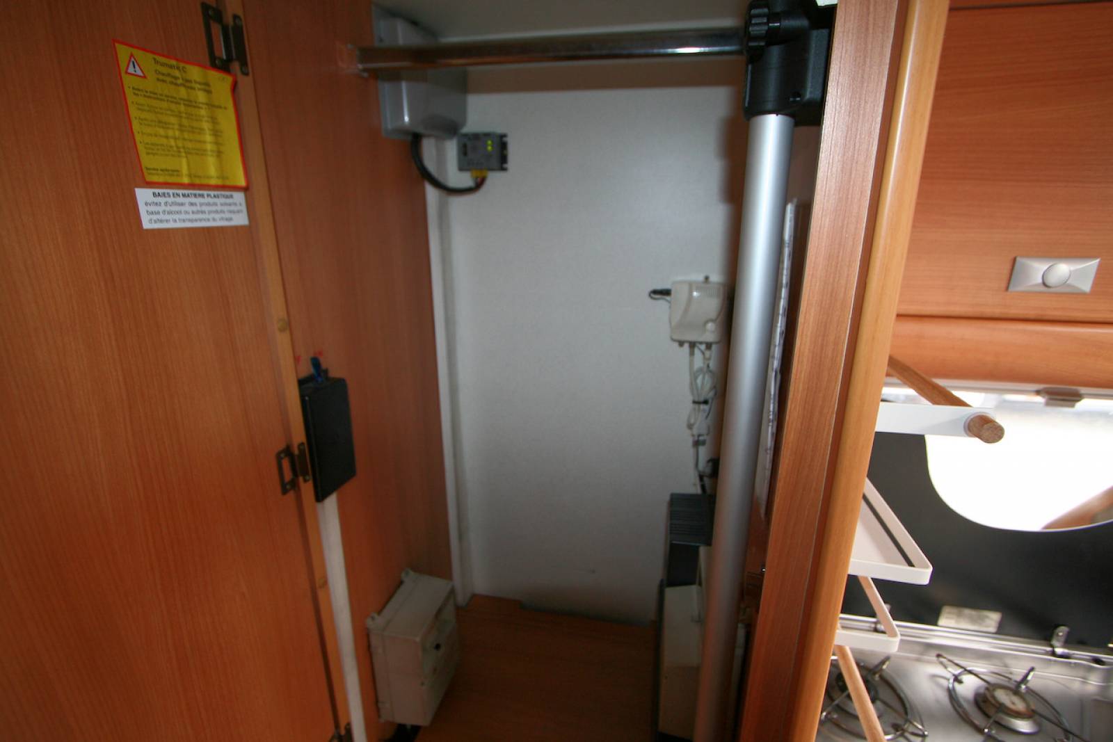 Achat Camping-car profilé d’occasion, grande soute, lit sur soute électrique, Challenger Mageo 115, à Roques proche de Toulouse (31)