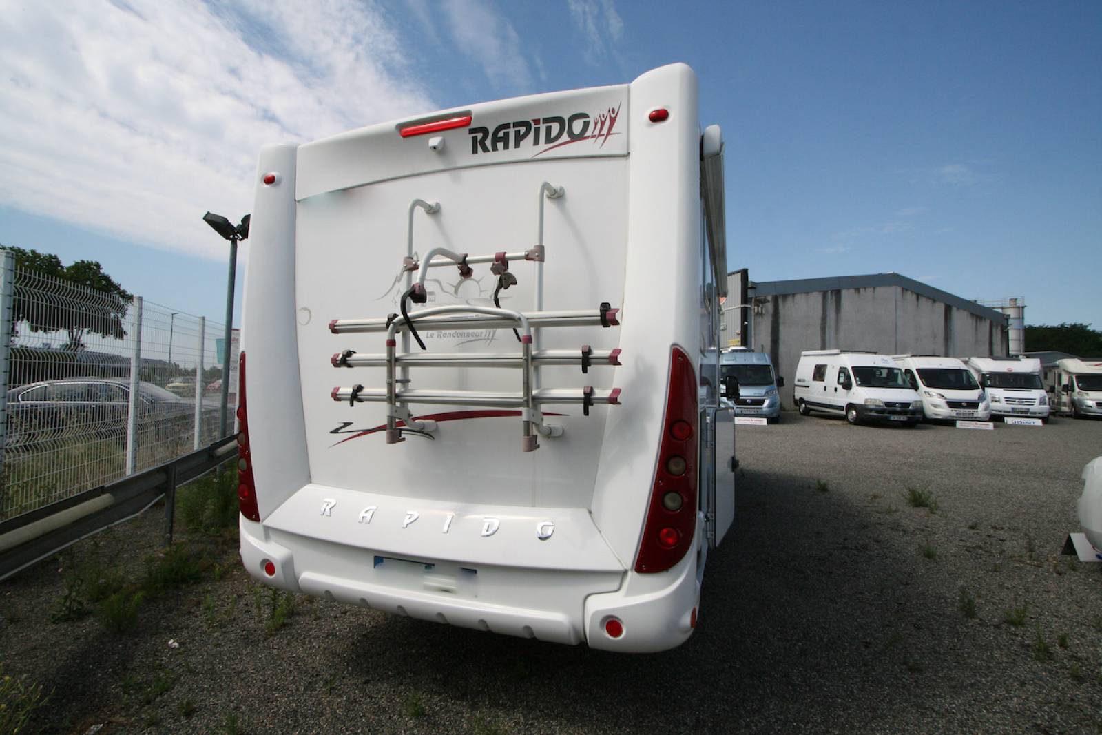 Achat Camping-car profilé d’occasion, lit central, maxi-salon, 4 places, 3 couchages, Rapido Randonneur 7092D, à Roques sur Garonne proche de Toulouse (31)