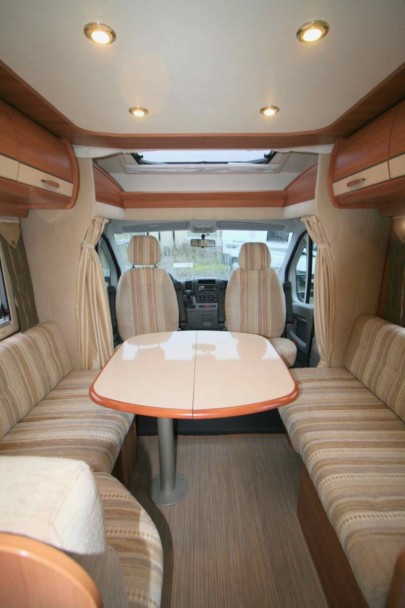 Vend Camping-car occasion profilé, lit à la française, lit de pavillon, Rapido 776 FF, à Roques proche de Toulouse (31)