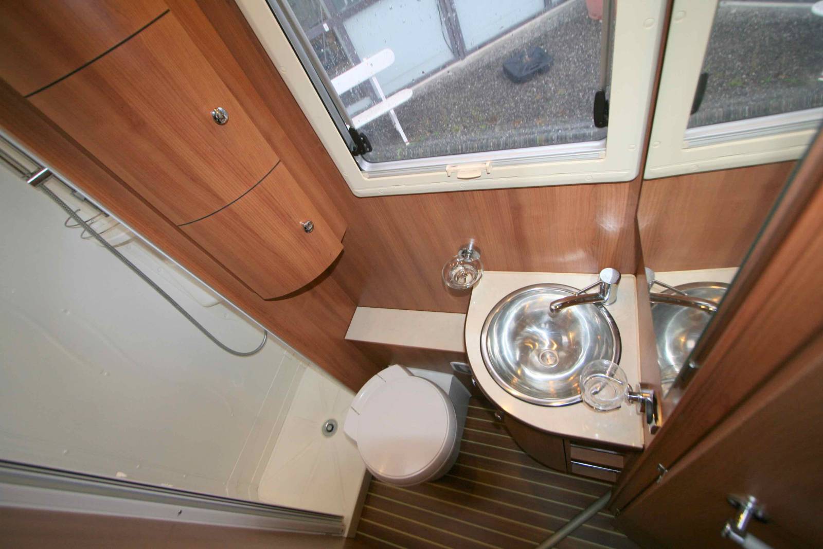 Vend Camping-car occasion profilé, lit à la française, lit de pavillon, Rapido 776 FF, à Roques proche de Toulouse (31)