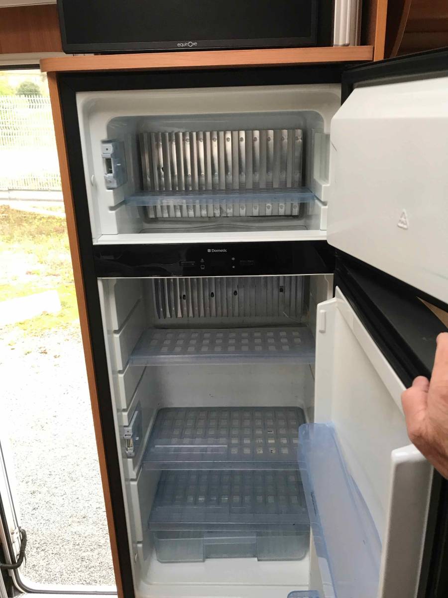 Achat Camping-car occasion profilé, lit à la française, lit de pavillon, Rapido 776 FF, à Roques proche de Toulouse (31)