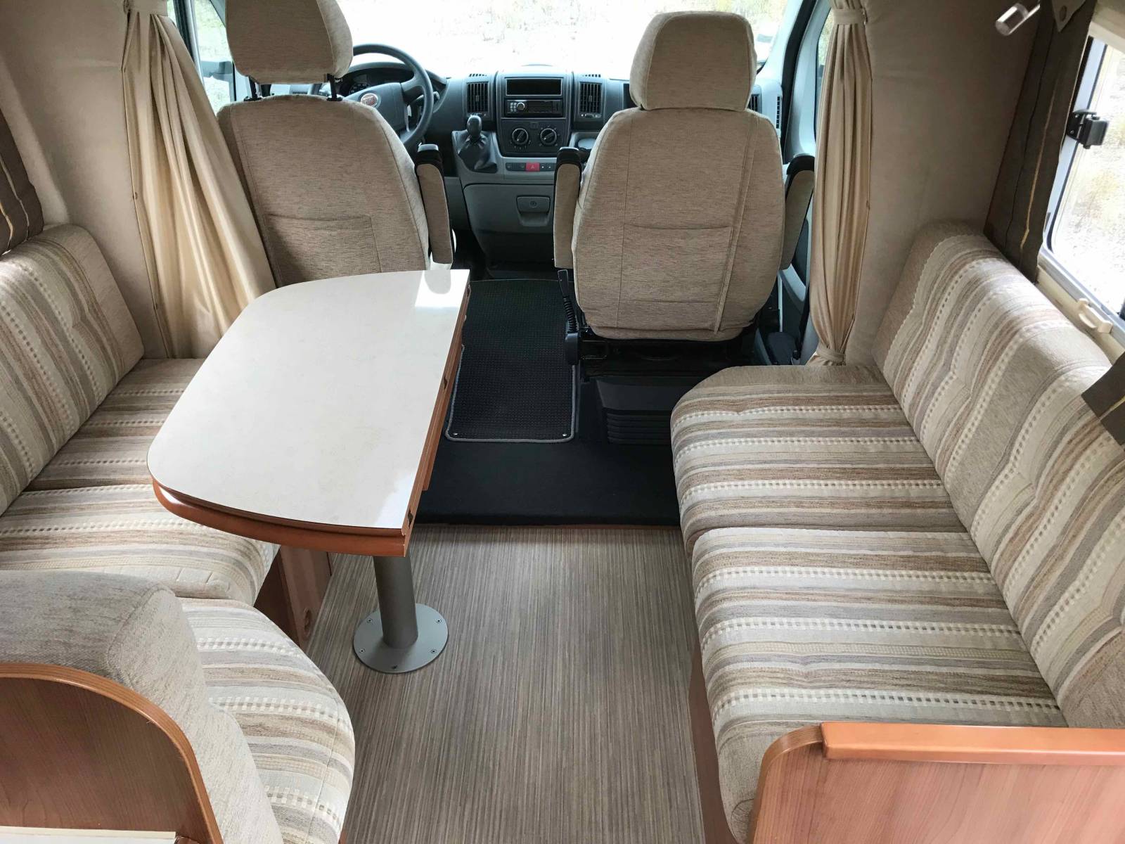 Vend Camping-car occasion profilé, lit à la française, lit de pavillon, Rapido 776 FF, à Roques proche de Toulouse (31)