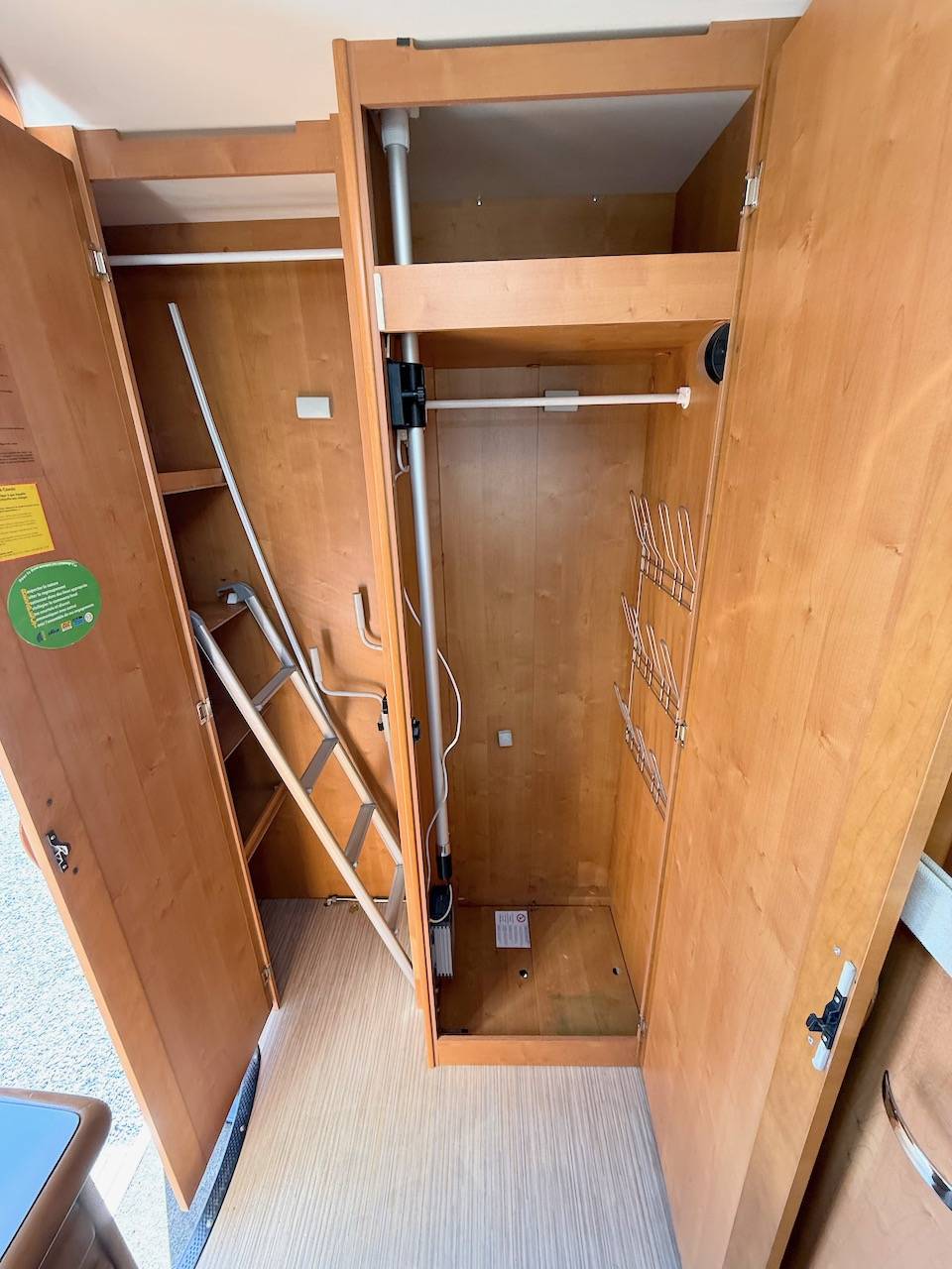 Camping-car occasion intégral, maxi-salon, moins de 7 m, Rapido 9048 DF, à Roques proche de Toulouse (31)