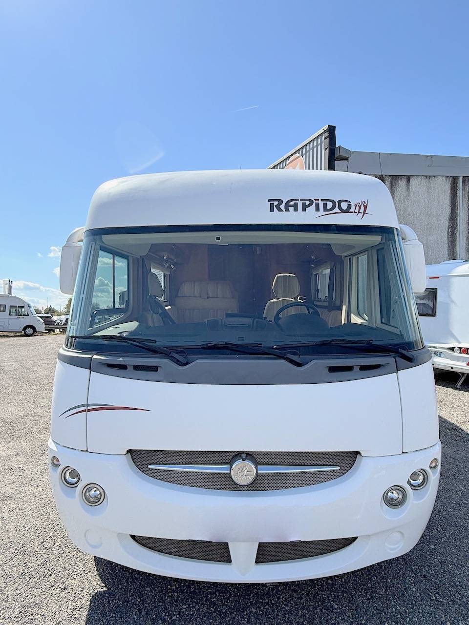 Camping-car occasion intégral, maxi-salon, moins de 7 m, Rapido 9048 DF, à Roques proche de Toulouse (31)