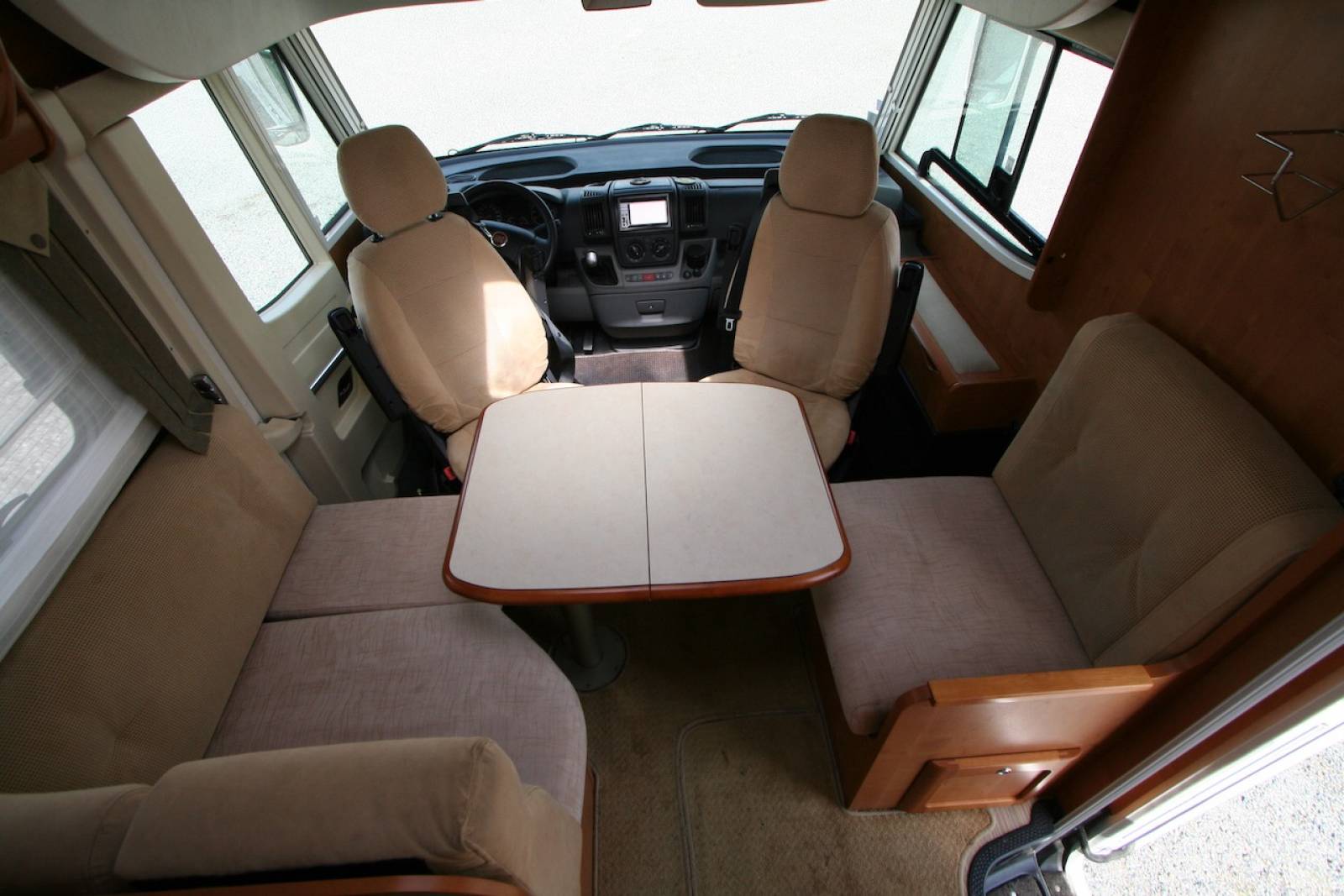 Camping-car intégral occasion, poids lourd, lit jumeaux, 3,0L, boîte auto, Rapido 966F, à Roques proche Toulouse (31)