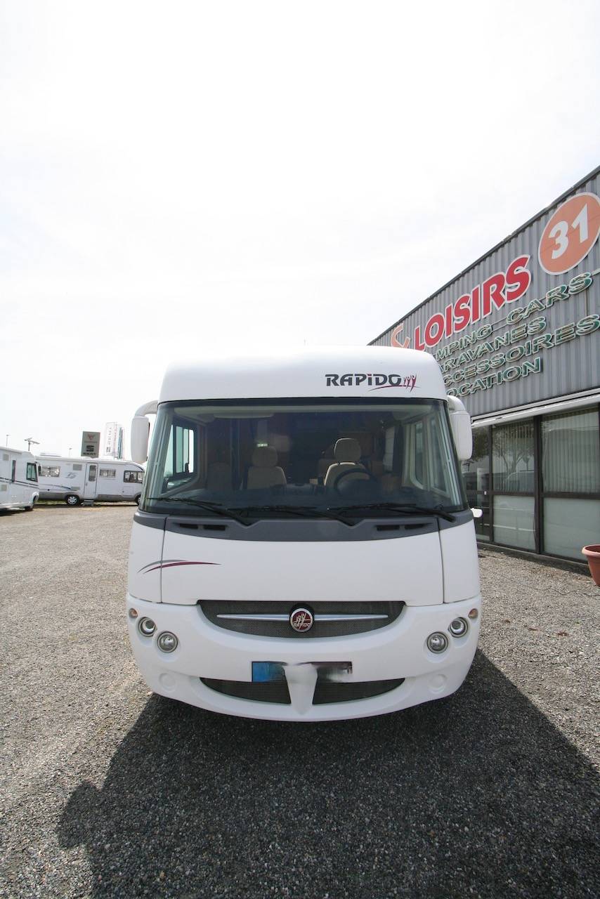 Camping-car intégral occasion, poids lourd, lit jumeaux, 3,0L, boîte auto, Rapido 966F, à Roques proche Toulouse (31)