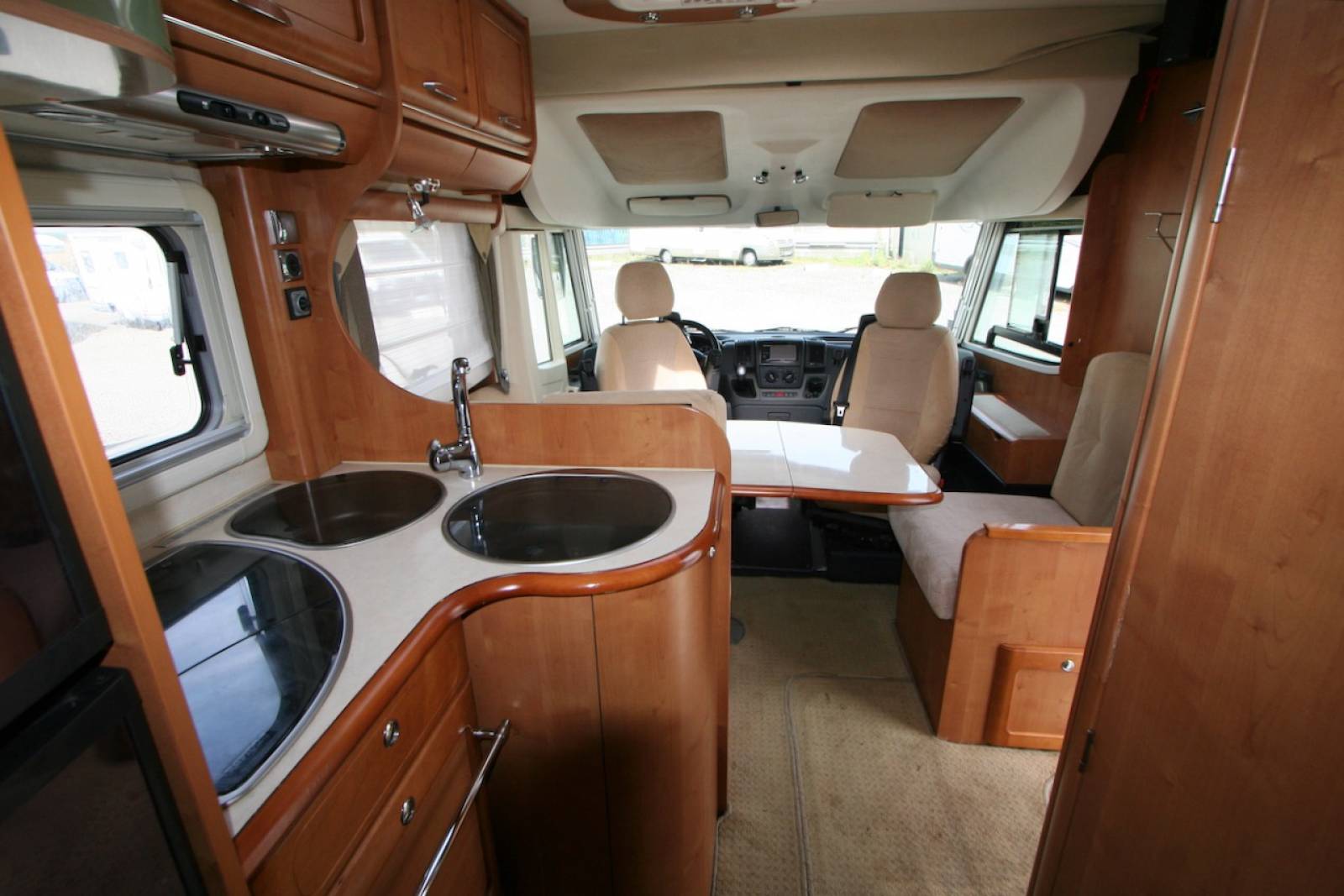 Achat Camping-car intégral occasion, poids lourd, lit jumeaux, 3,0L, boîte auto, Rapido 966F, à Roques proche Toulouse (31)