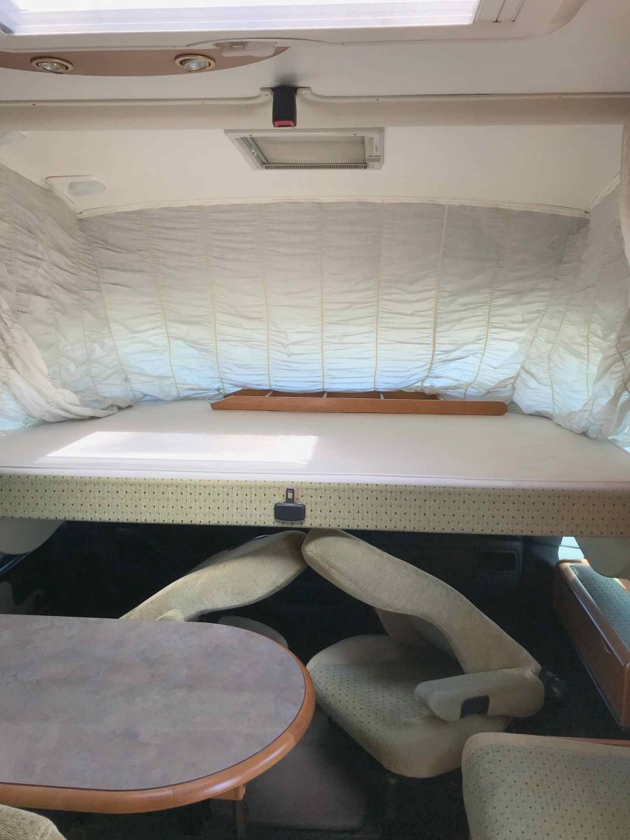 Vend Camping-car intégral occasion, moins de 7m, lit à la française, Rapido 985F, à Roques proche de Toulouse (31)