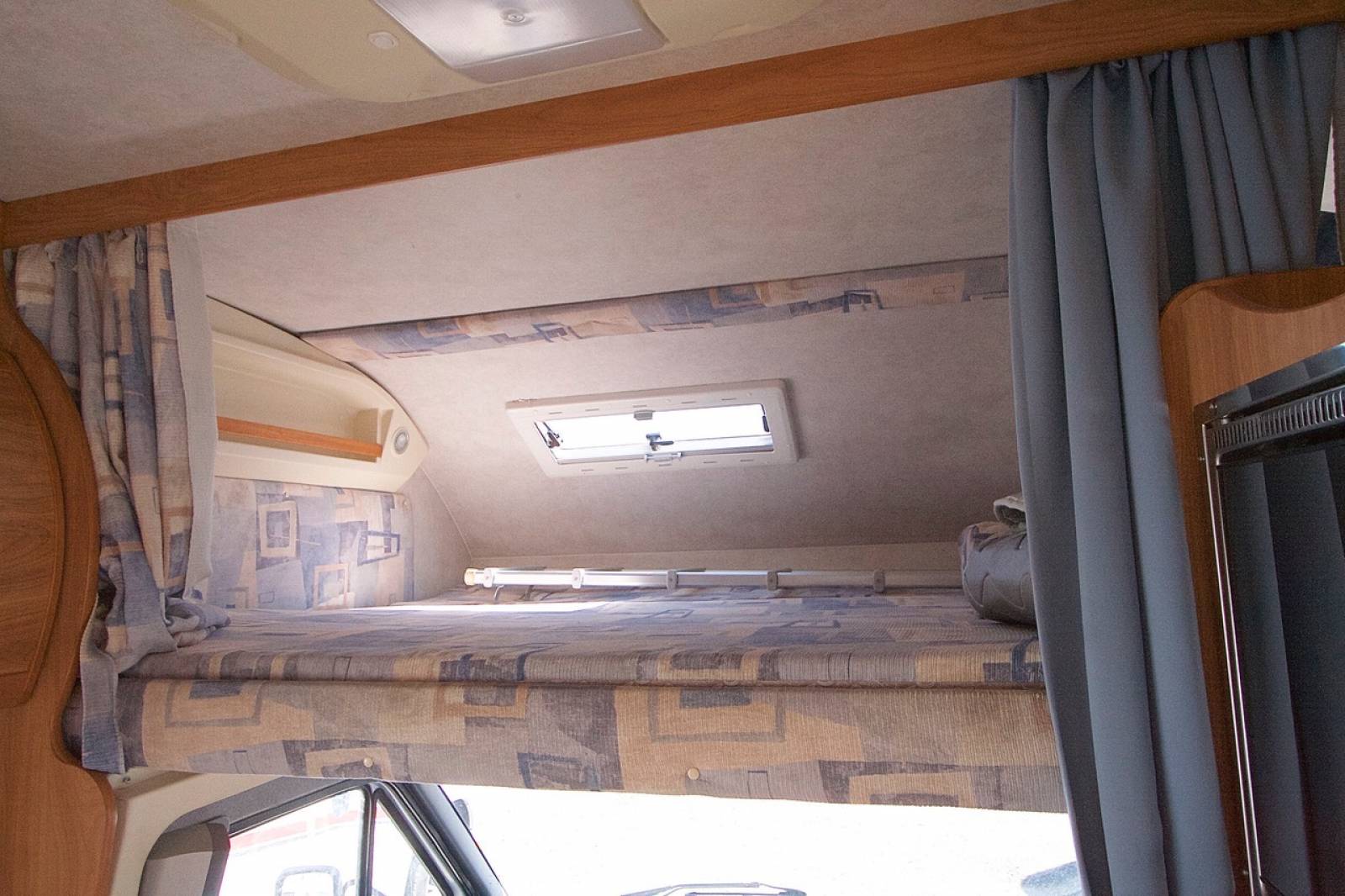 Camping-car capucine occasion, 5 places, Mercedes, boite auto, Rimor Super Brig 727, à Roques, proche de Toulouse (31)