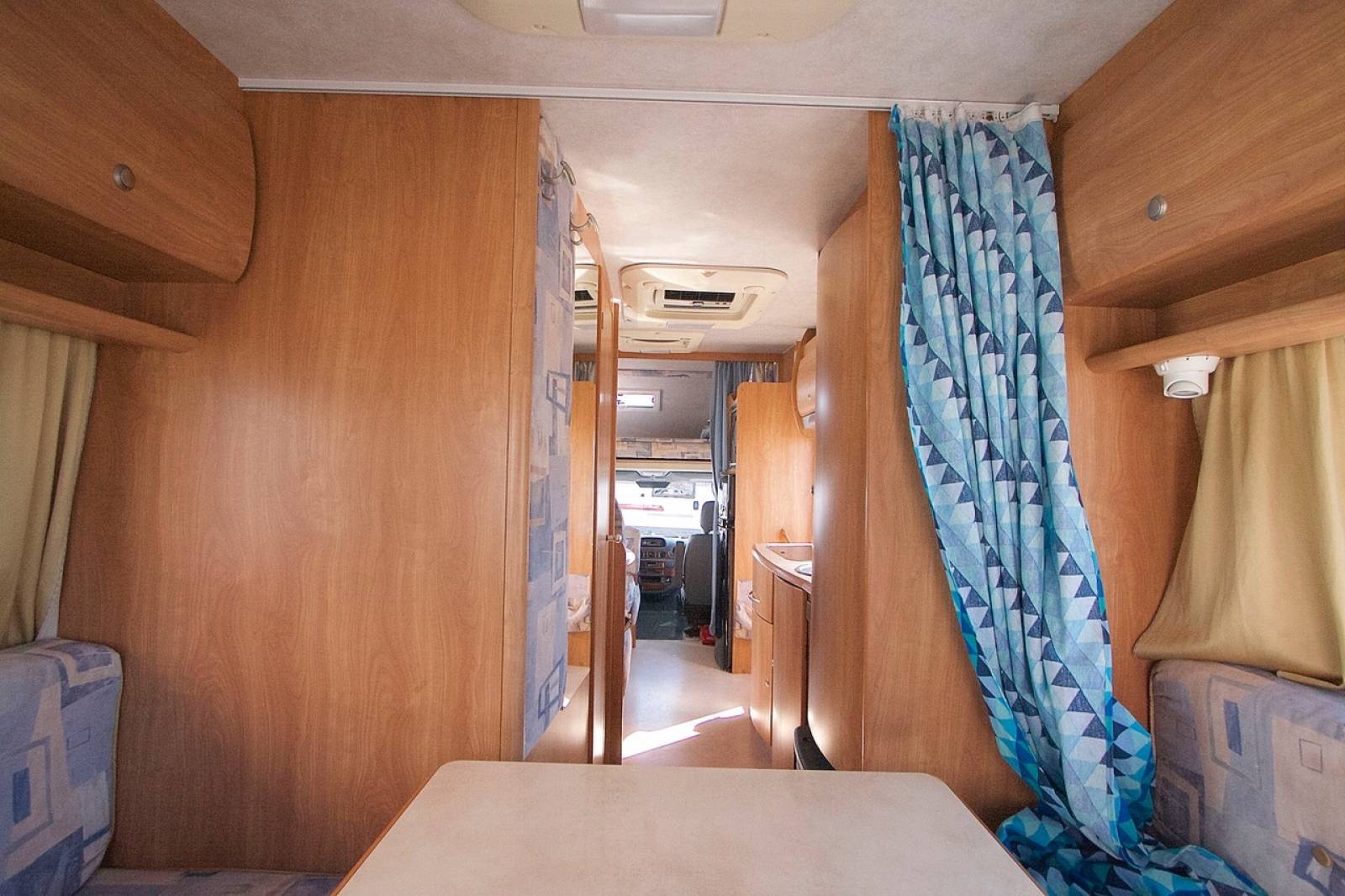 Camping-car capucine occasion, 5 places, Mercedes, boite auto, Rimor Super Brig 727, à Roques, proche de Toulouse (31)