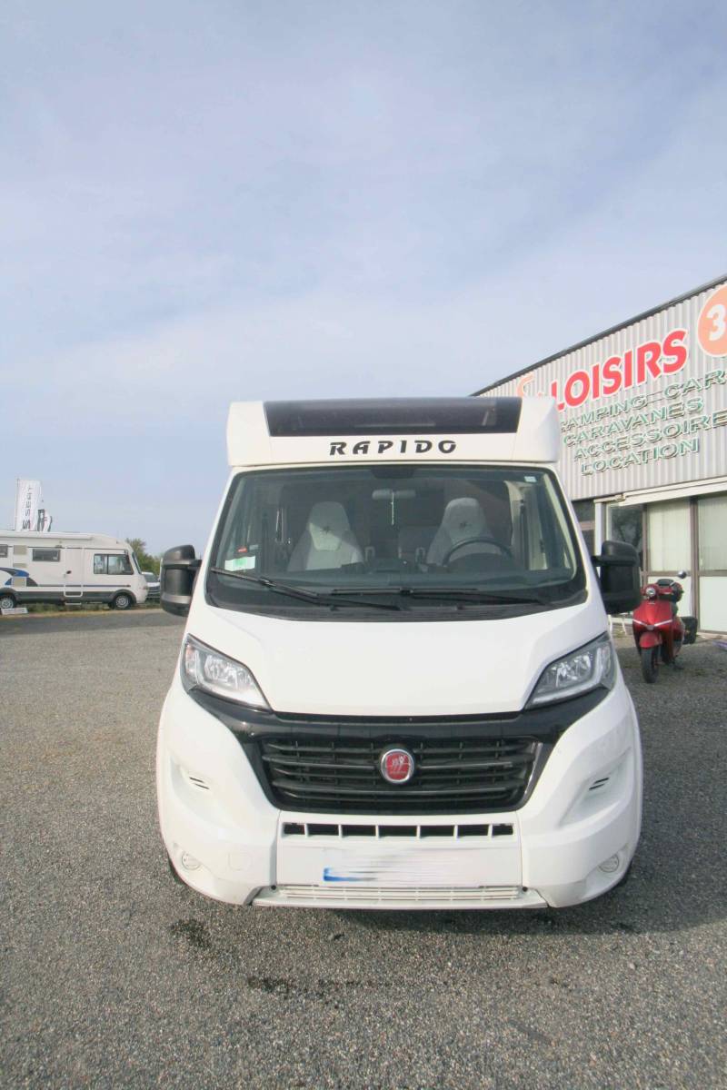 Vend Camping-car profilé d'occasion, récent, lit à la française,  moins de 6 m, Rapido C56, à Roques près Toulouse (31)