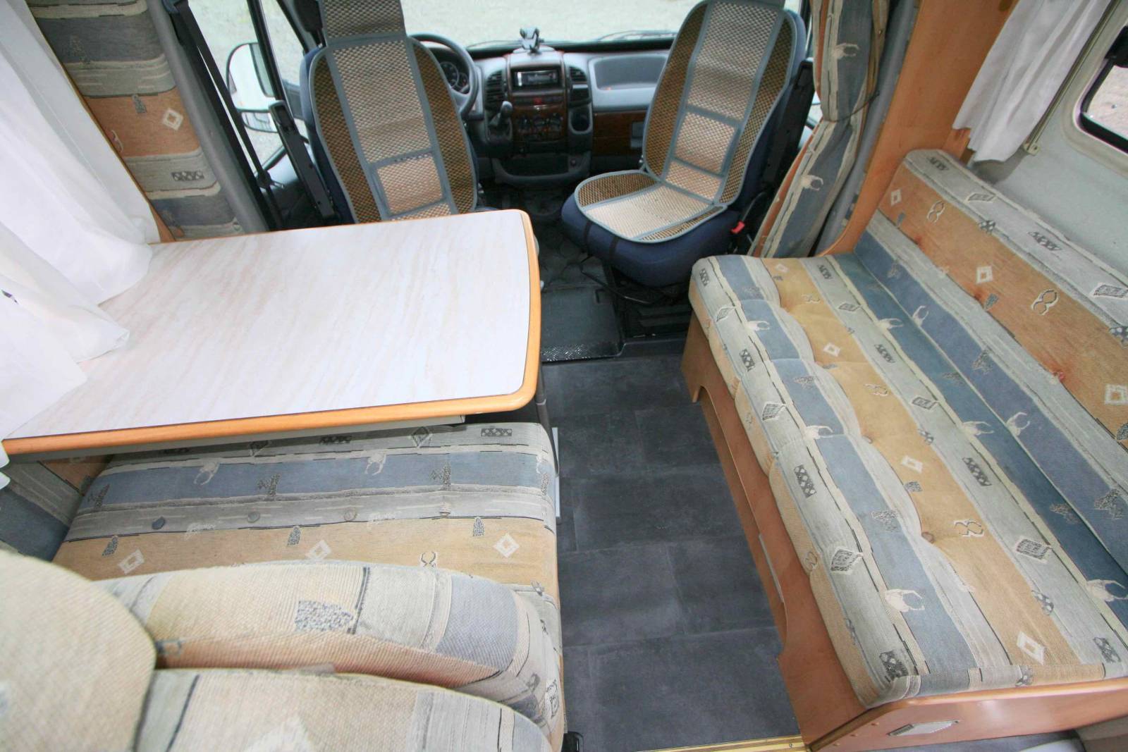 Camping-car profilé occasion, lit à la française, moins de 7m, SEA P210, chez Vacances et Loisirs à Roques Proche de Toulouse (31)