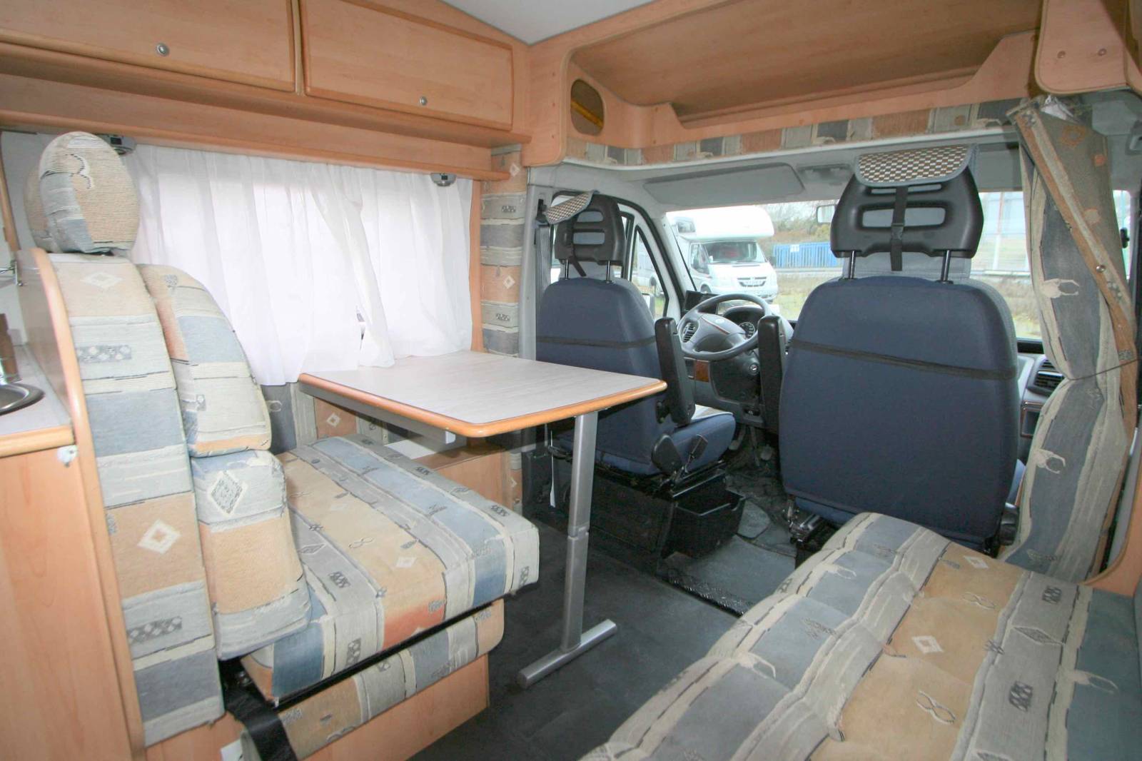 Camping-car profilé occasion, lit à la française, moins de 7m, SEA P210, chez Vacances et Loisirs à Roques Proche de Toulouse (31)