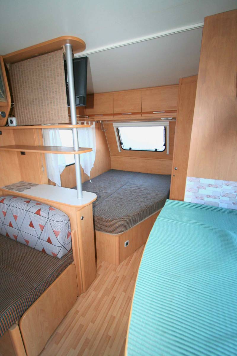 Caravane occasion 4 couchages, lit à la française, Sterckeman 400 CP Evolution Confort, proche de Toulouse (31)