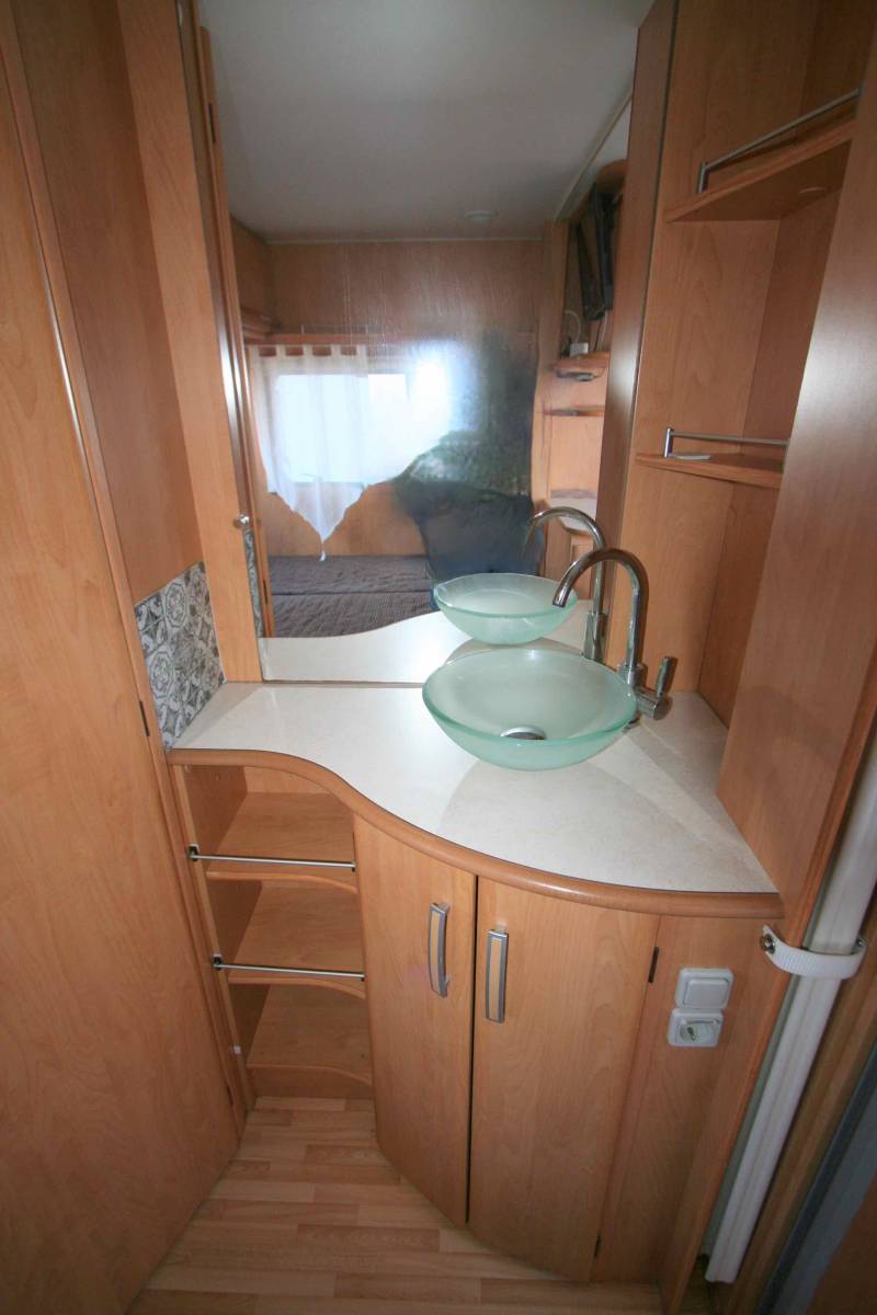 Caravane occasion 4 couchages, lit à la française, Sterckeman 400 CP Evolution Confort, proche de Toulouse (31)