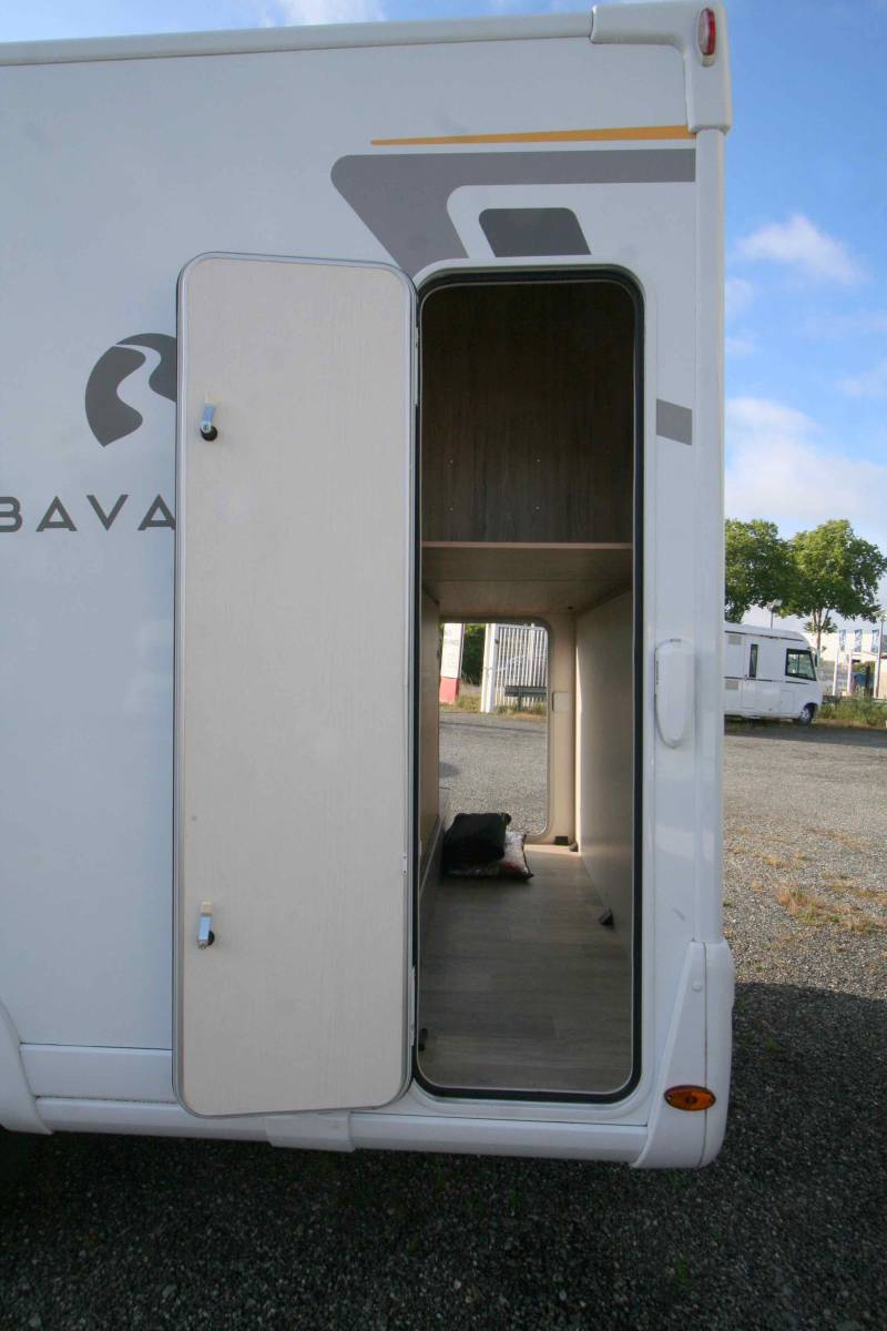 Vend Camping-car profilé occasion, Maxi salon face à face ,4 places, Bavaria T696D, 7m, à Roques, proche de Toulouse (31)