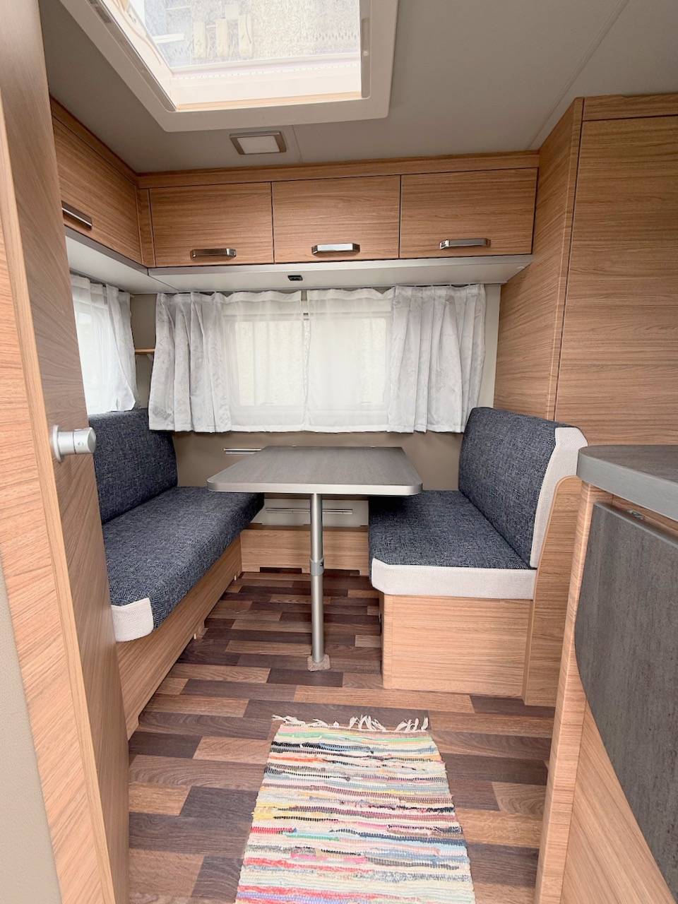 Achat Caravane Occasion, lit transversal, 4 places, 4,70 m, Weinsberg CaraOne 390 QD, à Roques proche de Toulouse (31)