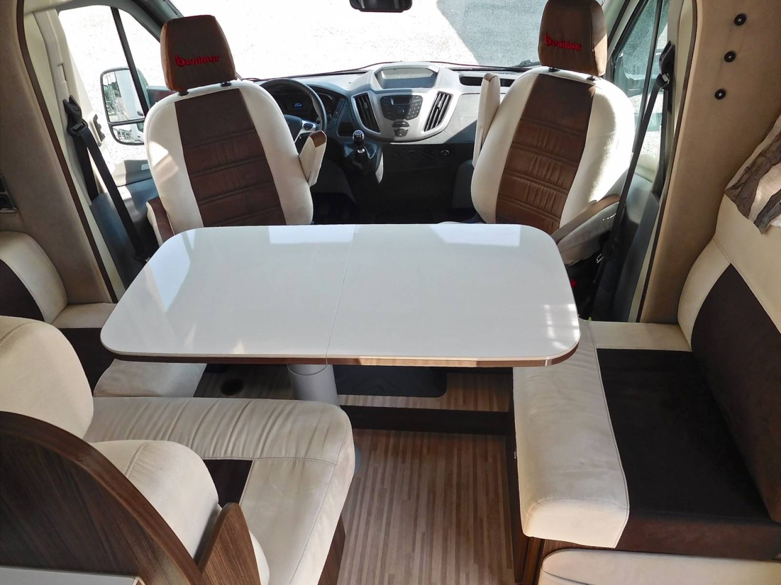 camping-car d'occasion 5 places profilé à Toulouse 31