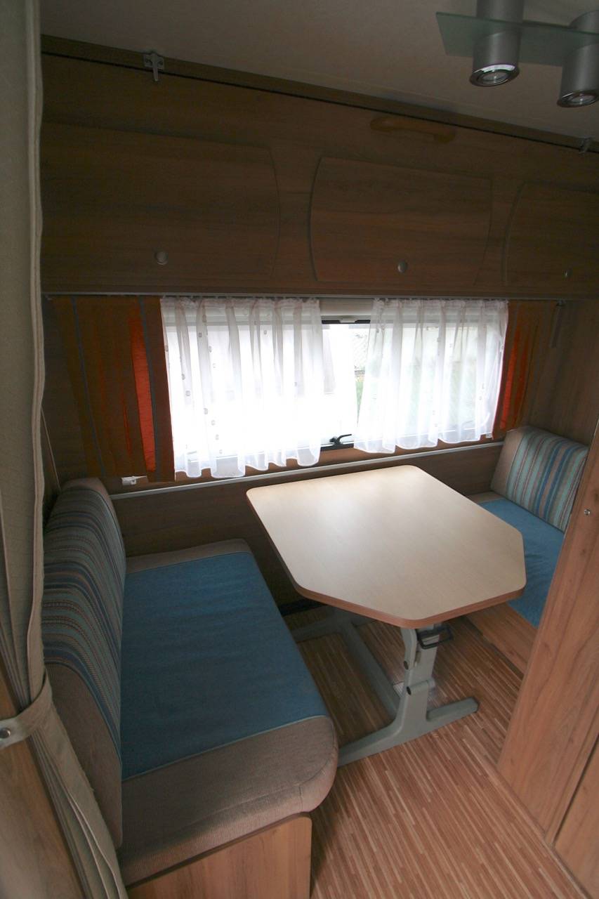 Vend Caravane occasion Bürstner Averso 415 TK 2008, à Roques proche Toulouse (31)