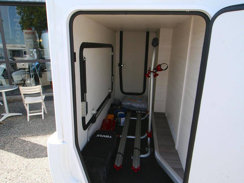 Camping-car profilé occasion Maxi-salon lit de pavillon moins de 7m Challenger 290 Quartz à Roques près Toulouse 31