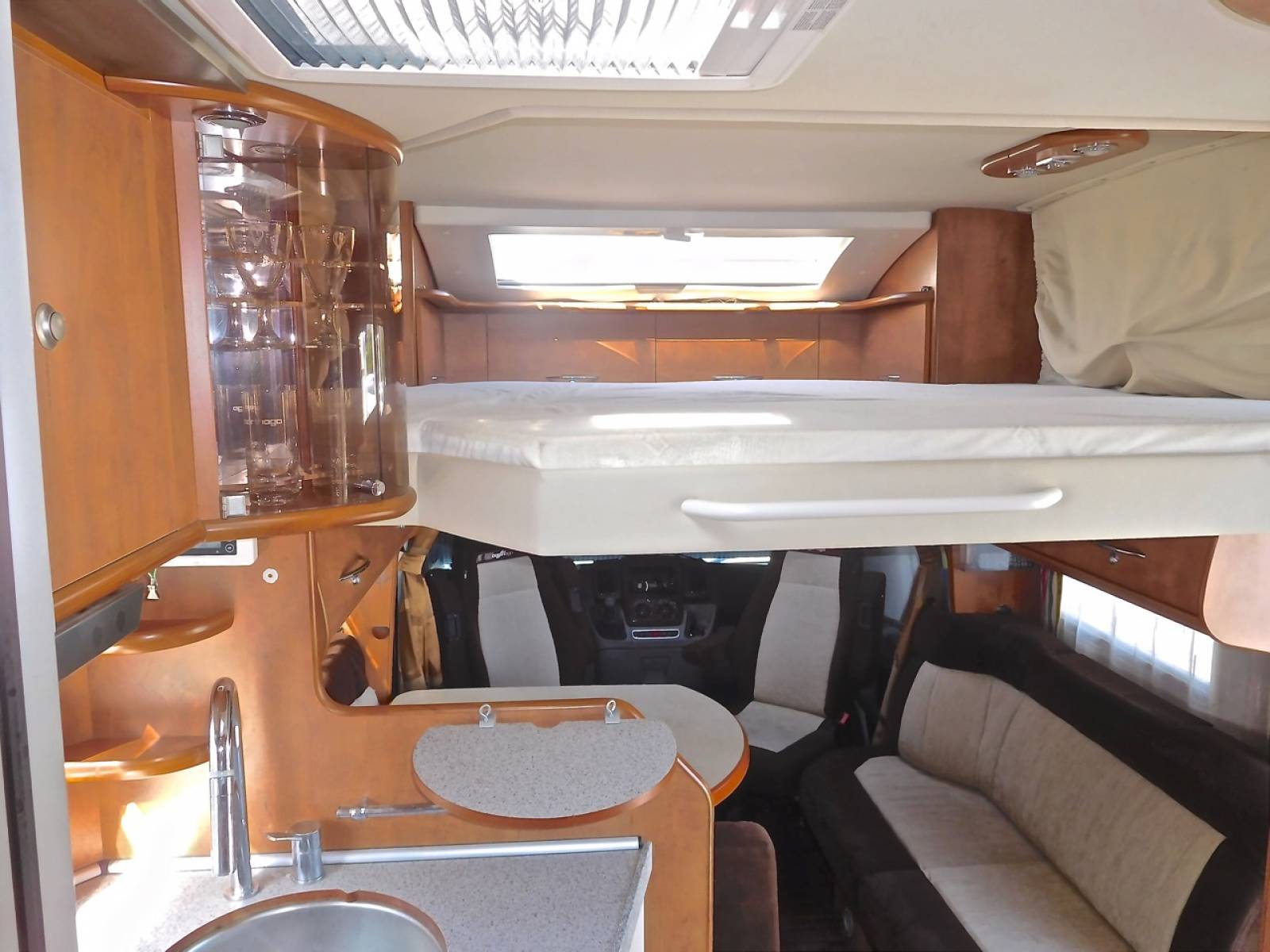 camping-car poids lourd d'occasion profilé, petit prix, CARTHAGO Chic Line T PLUS 5.2 H à Toulouse 31