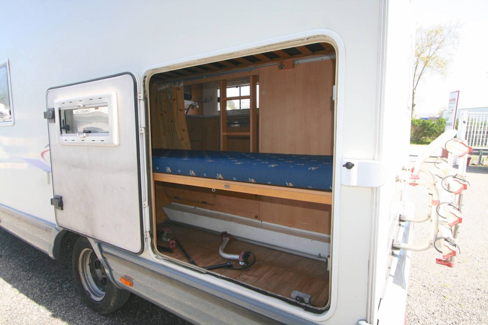 vend camping-car occasion capucine 6 places, Challenger 172, à Toulouse 31.