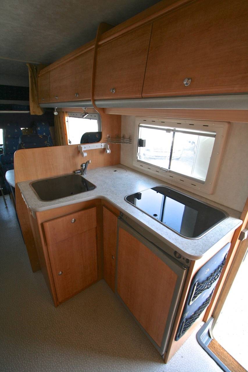 Achat camping-car occasion capucine 6 places, Challenger 172, à Toulouse 31.