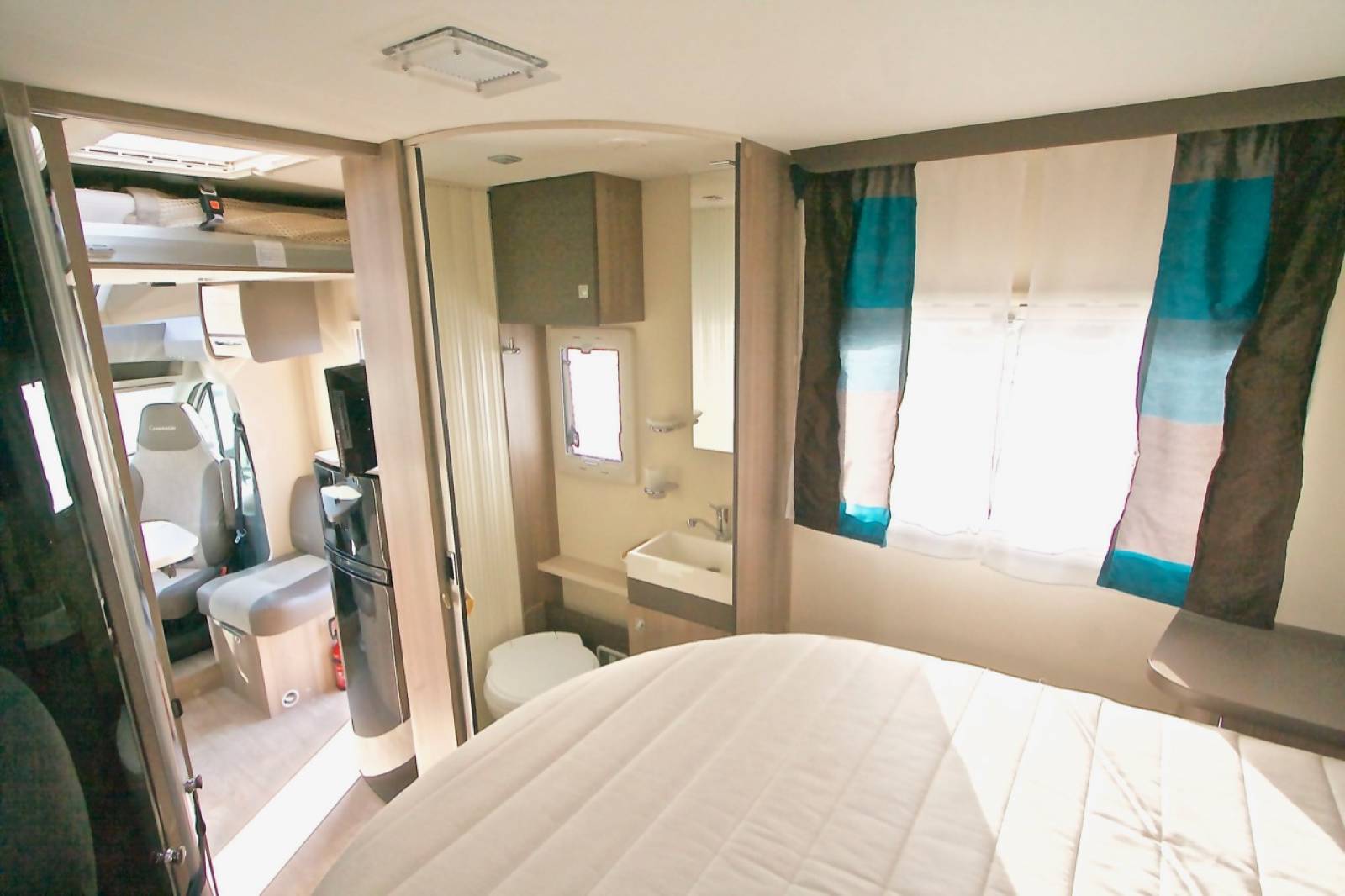 camping-car occasion chausson korus 628 vacances et loisirs roques