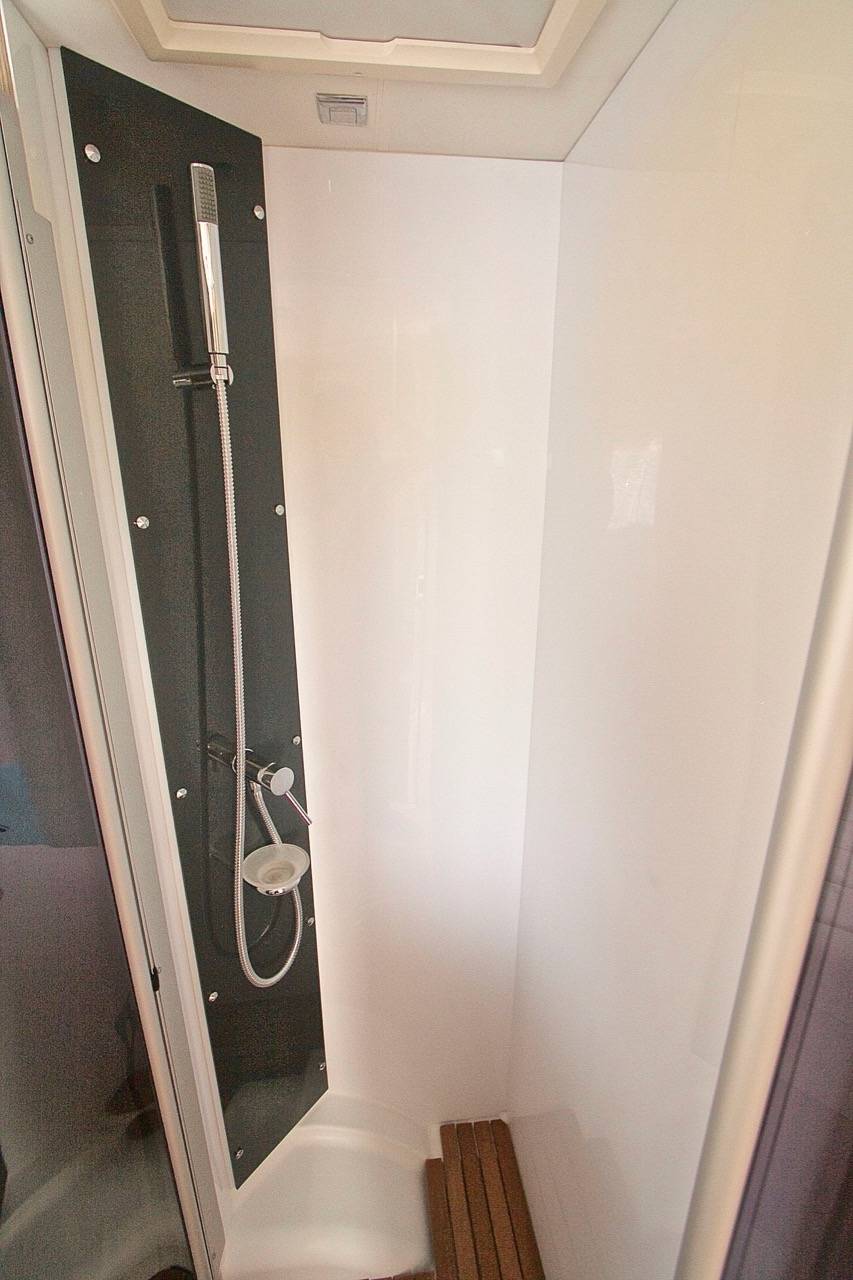 camping-car occasion chausson korus 628 vacances et loisirs roques