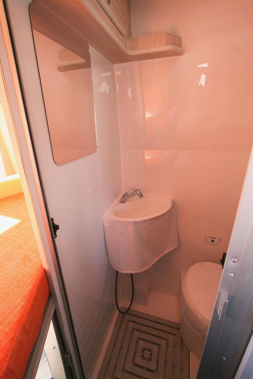 Achat Fourgon aménagé, lit sur soute, 4x4, Clémenson aménagement  à Roques près Toulouse (31)