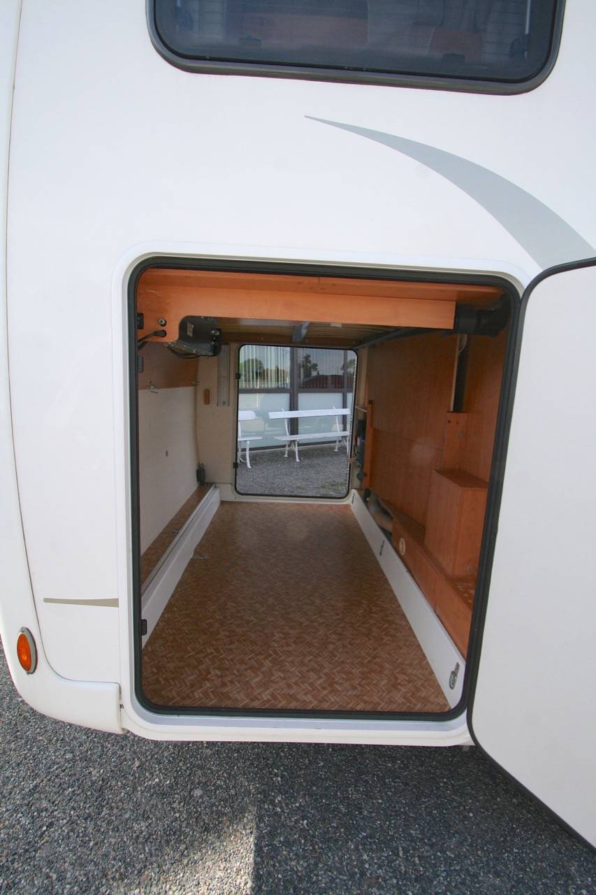 camping-car occasion Fleurette 65 LBM vacances et loisirs roques