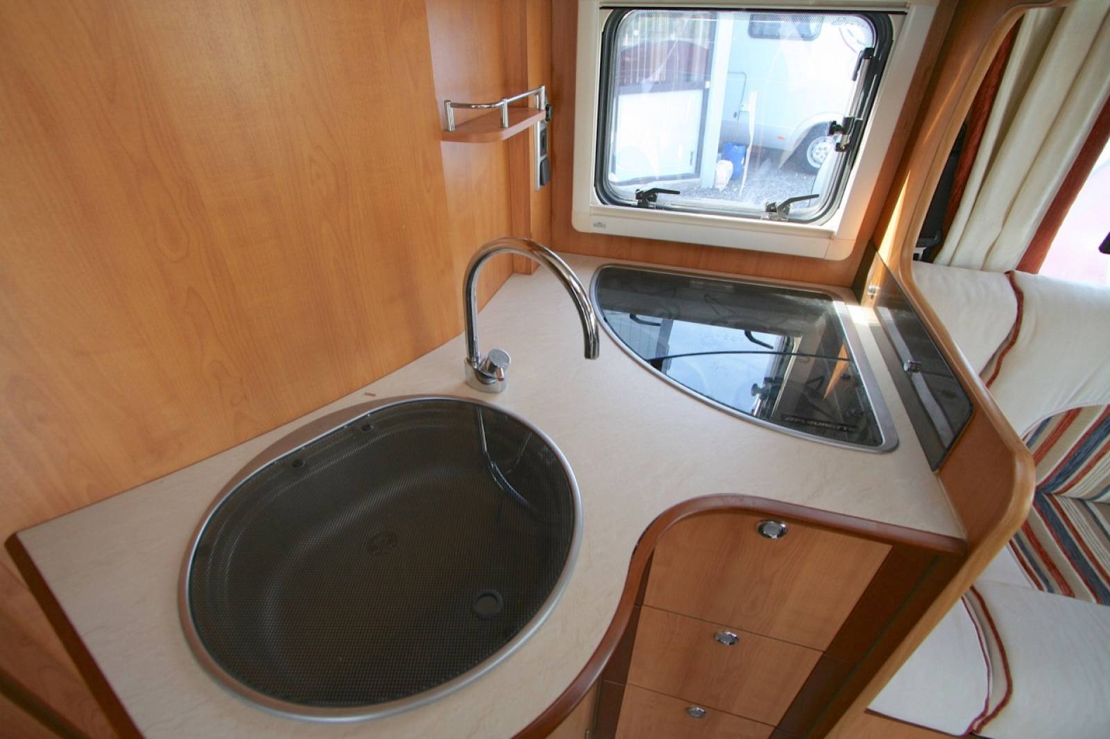 camping-car occasion Fleurette 65 LBM vacances et loisirs roques