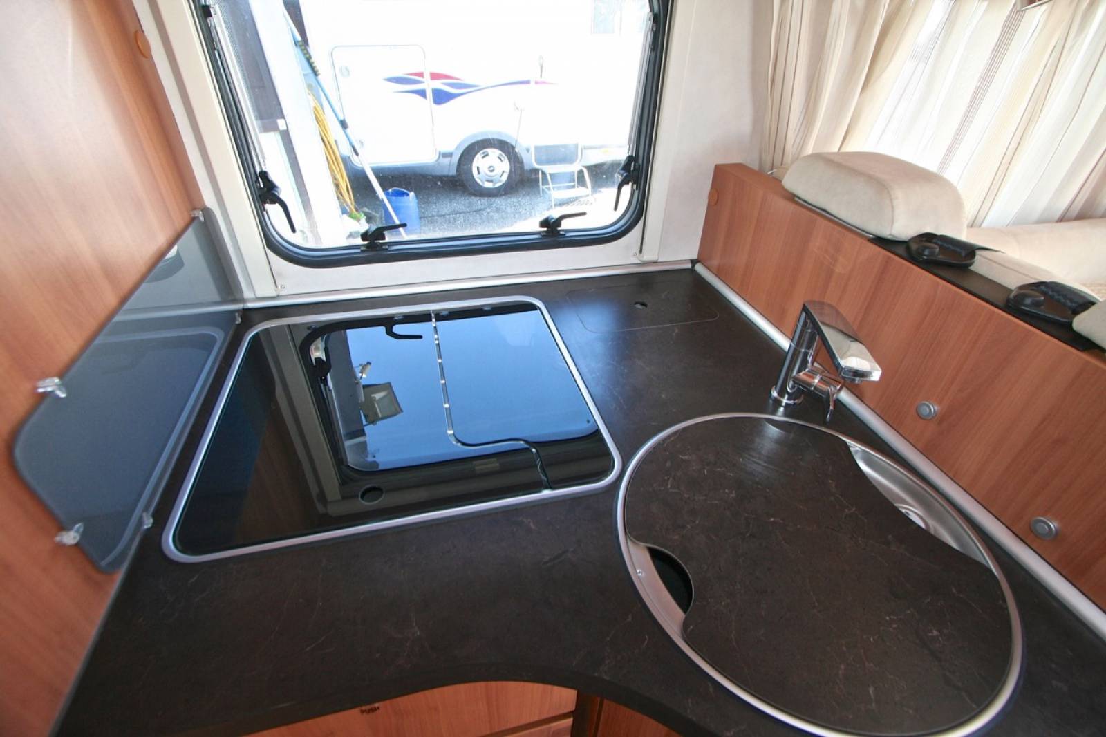 Achat Camping-car Occasion profilé, Hymermobil 698 CL, à Roques, Midi-pyrénées