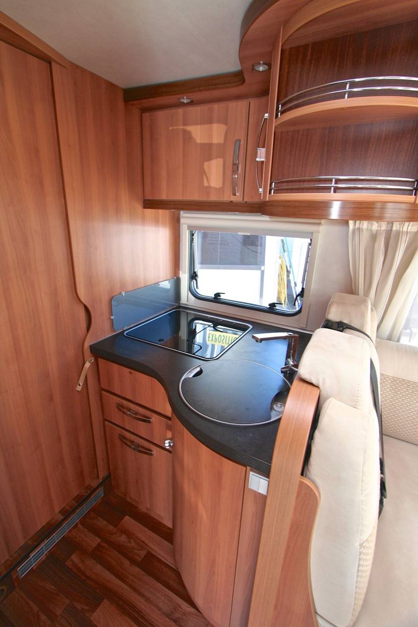 Achat Camping-car Occasion profilé, Hymermobil 698 CL, à Roques, Midi-pyrénées