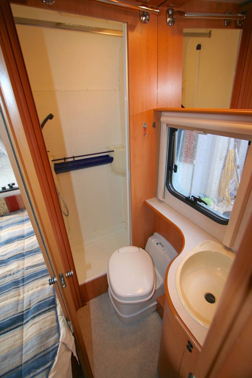 Camping-car profilé d'occasion, Hymertramp TM 655, à Roques (31)