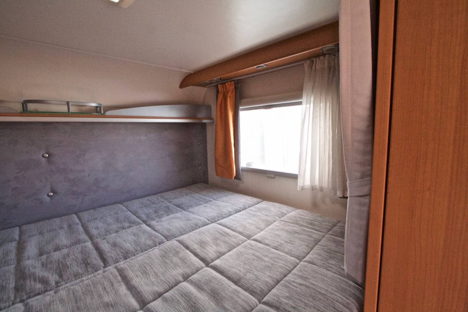 Camaping-car profilé, occasion Burstner, à Toulouse 31