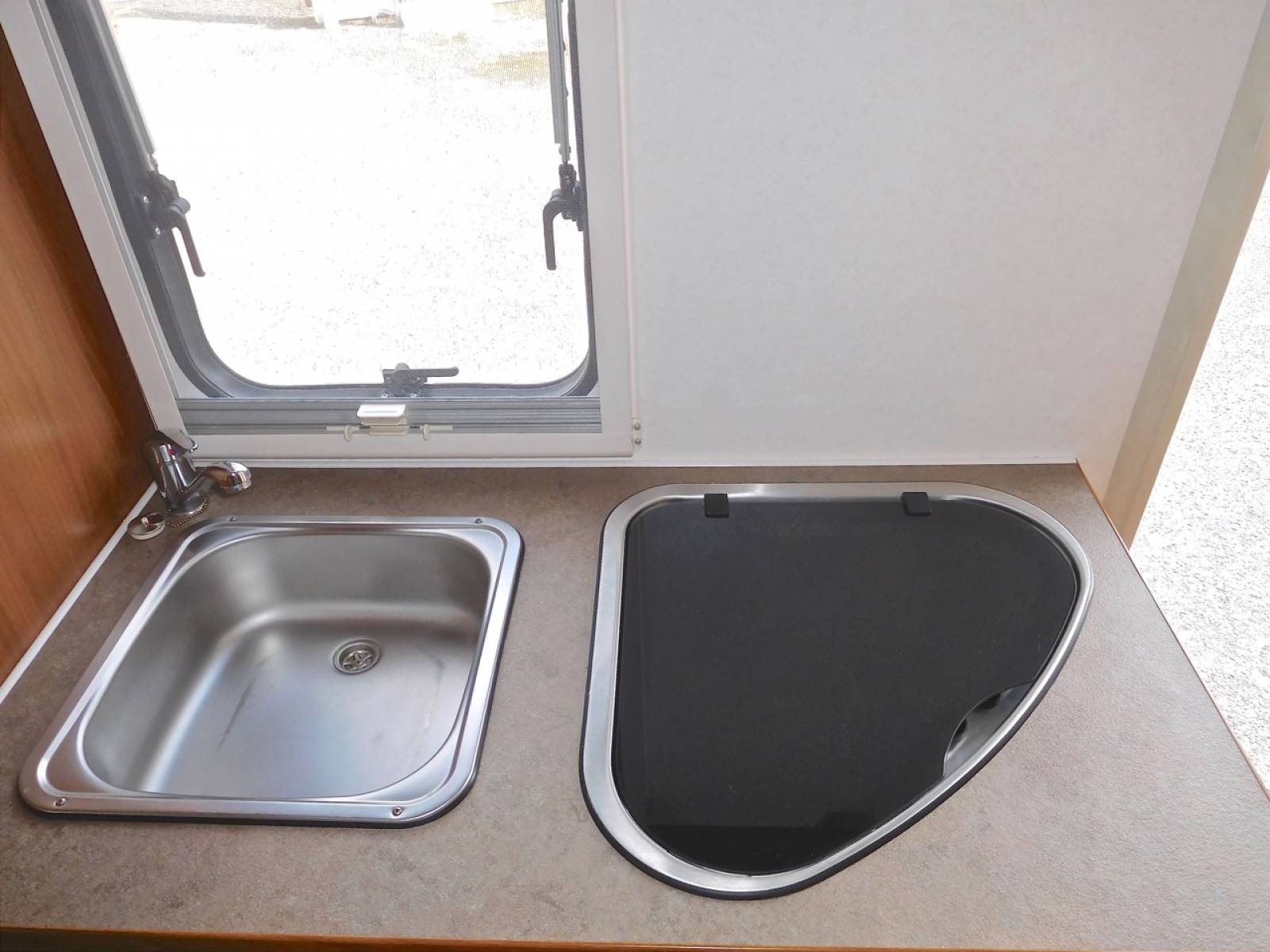 Capucine familiale XGO dynamic 23 7 places à Toulouse