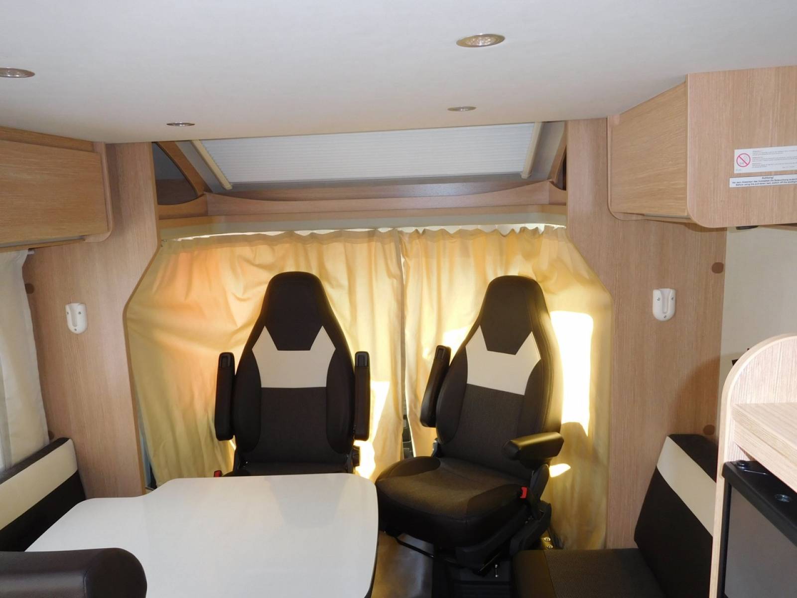 Camping-car occasion Sunlight T69L  vacances et loisirs roques