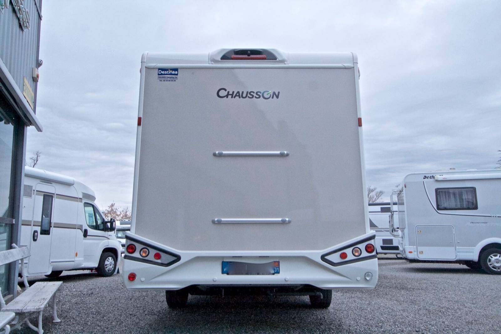 Achat Camping-car profilé occasion 4 couchages maxi-salon Chausson Titanium 640, à roques, près Toulouse 31