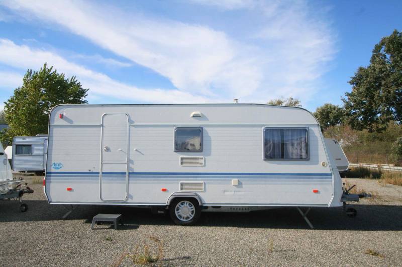 Caravane Adria d'occasion, 6 couchages, lits superposés, Adria Altea 542 PK, à Roques proche de Toulouse (31)