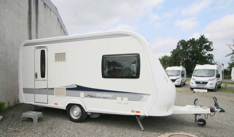 Caravane occasion 4 couchages, petite taille, Hobby excellent  440 SFr, à Roques proche de Toulouse (31)