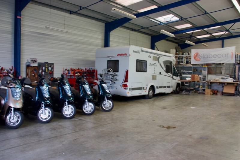 atelier de réparation pour camping-cars, fourgons aménagés et caravanes carrosserie, pose accessoire, assurance, sur Toulouse et Bordeaux