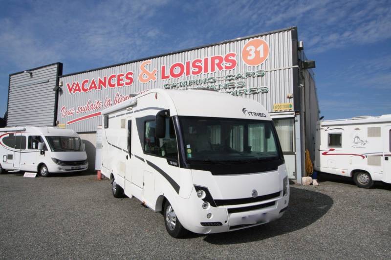 Camping-car intégral occasion, lit sur soute de moins de 7m, Itineo TB 690 à Roques près de Toulouse (31)