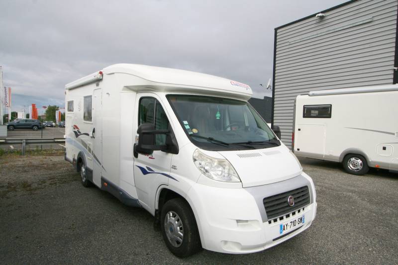 Camping-car profilé d’occasion, grande soute, lit sur soute électrique, Challenger Mageo 115, à Roques proche de Toulouse (31)