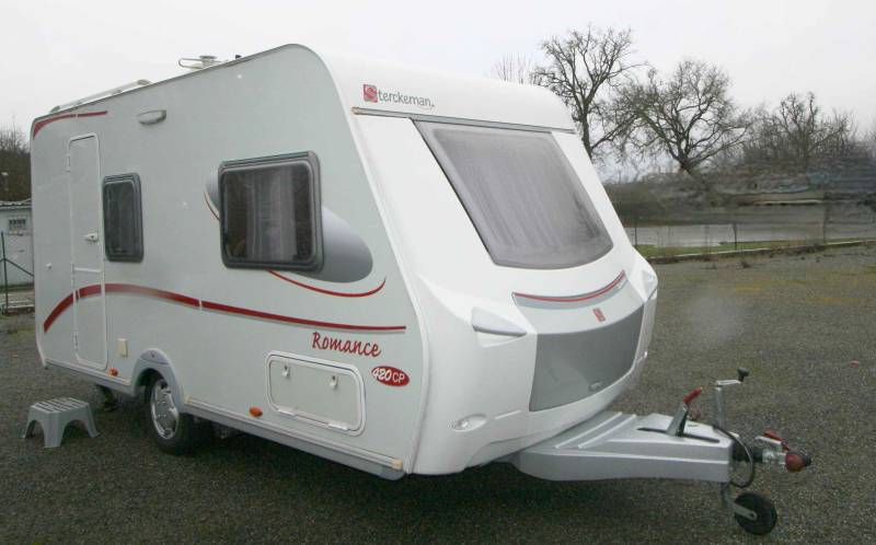 Caravane occasion, 6 m,  4 couchages, Sterckeman Romance 420 CP, à Roques proche de Toulouse (31)